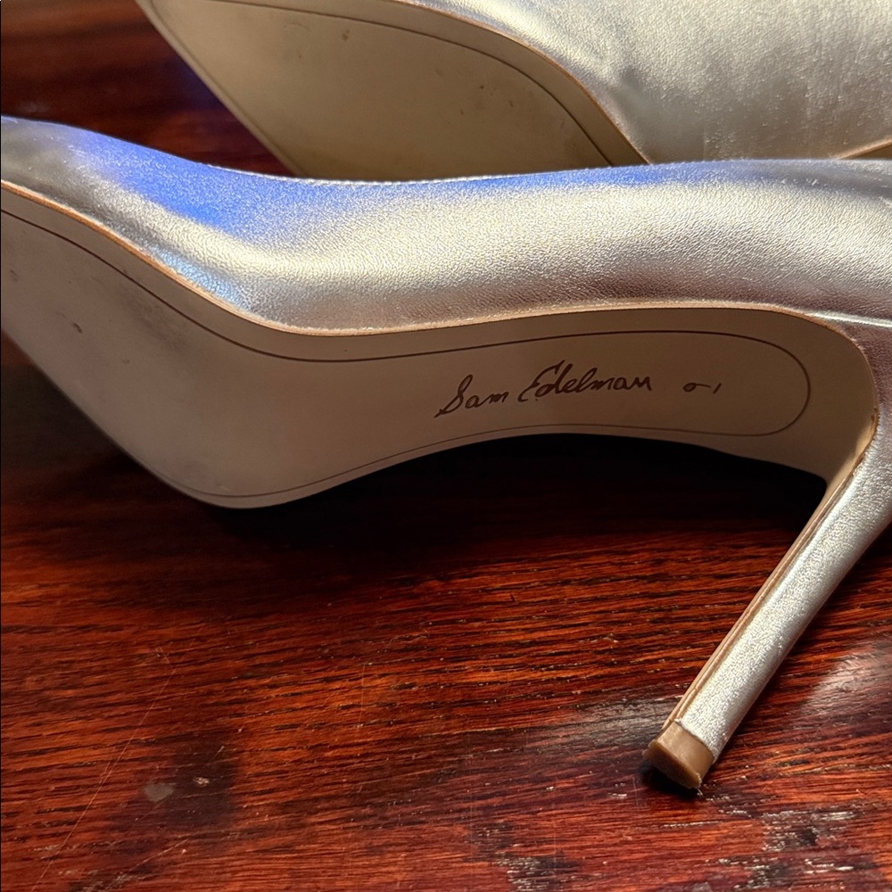 Sam Edelman Metallic Silver Heels 4” heel Size 9 - Picture 5 of 8
